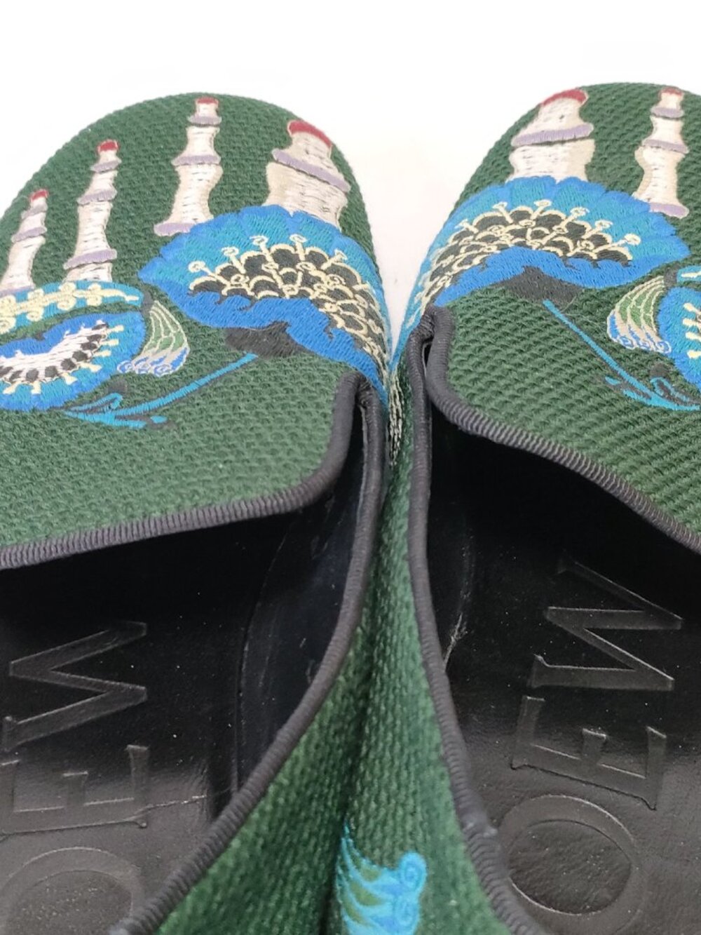 Loewe Embroidered Bone Crane Loafers Size 38 Green Velvet Luxury Flats - Picture 5 of 6